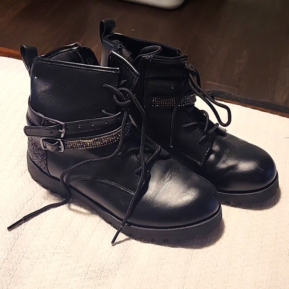 Girls Mix No. 6 Boots  w Glitter strap detail- Very cute!